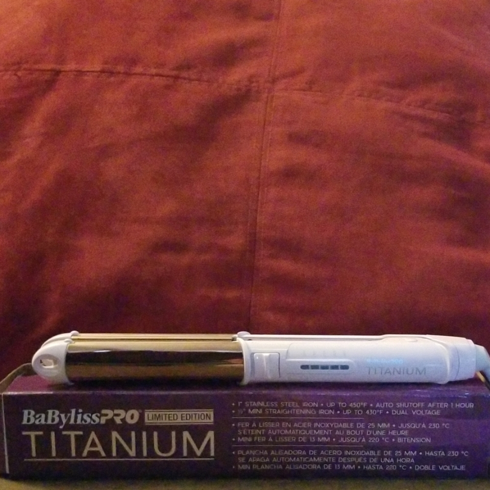 SOLD     Babyliss pro limited edition titanium
